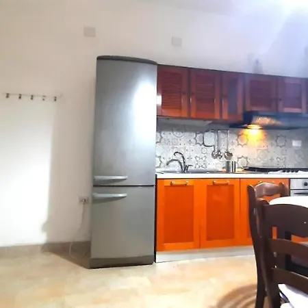 Ginger House - Ciraccio Apartman